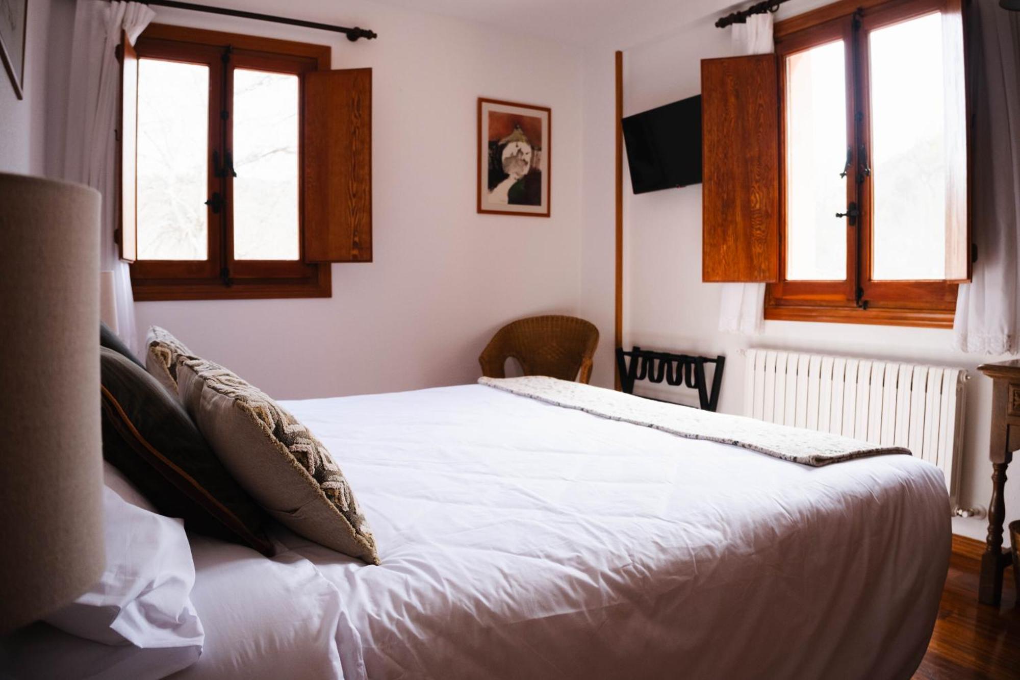 Hotel El Molino Del Cidacos Arnedillo Room photo